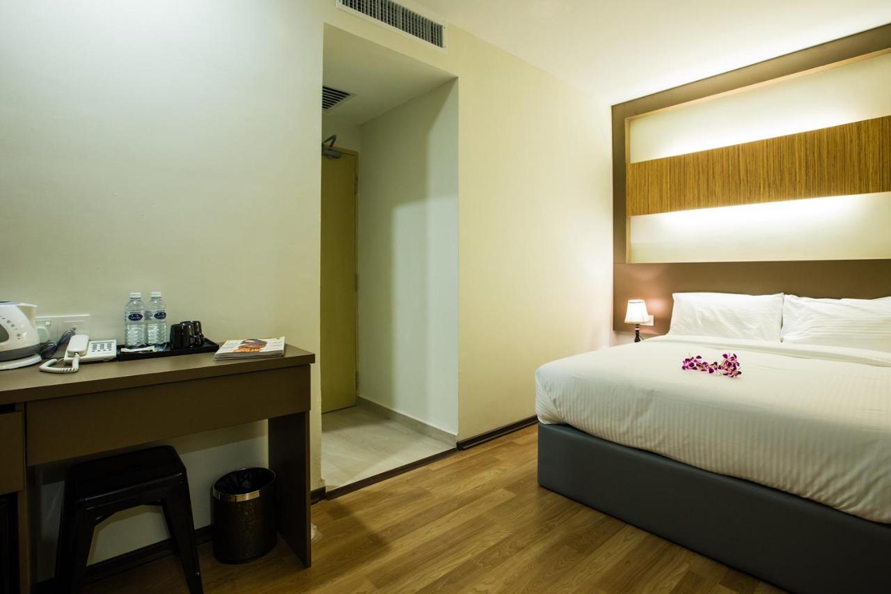 Hotel Ciq @ Wong Ah Fook Johor Bahru Exterior photo